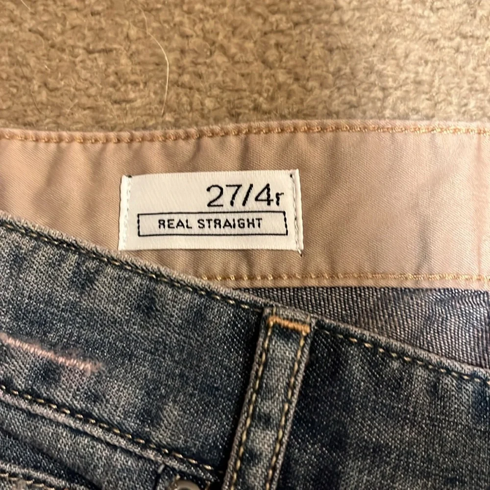 NWT Gap distressed denim cropped leg size 26/4R soft - Picture 2 of 5